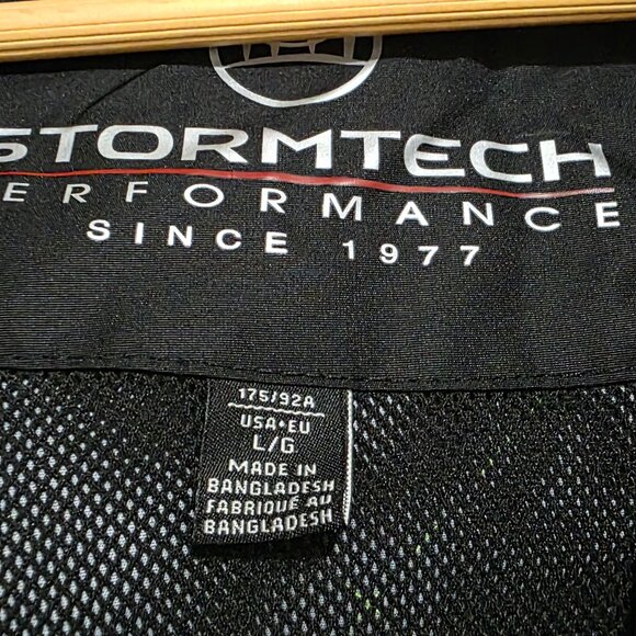 NWT - Men's Reflective Black Jacket - Picture 3 of 6